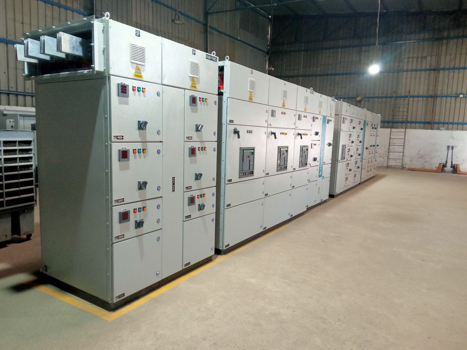 Brandco PCC / MCC panel with Schneider air circuit breaker
